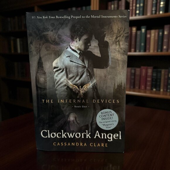 Clockwork Angel 📚 (The Infernal Devices, Book 1) by Cassandra Clare (Paperback) - Picture 1 of 5